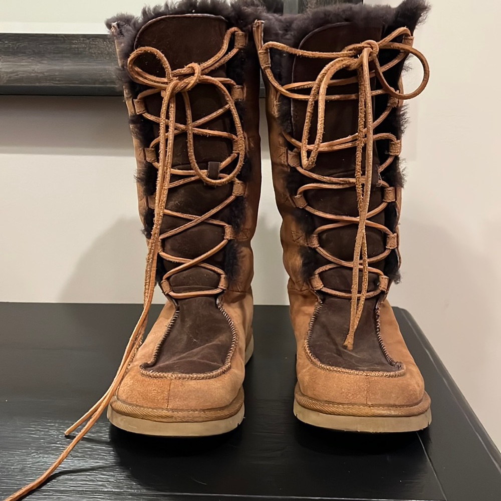 UGG Australia- Whitley Tall Lace Up Boots| Color: Chocolate/chestnut | Size: 7